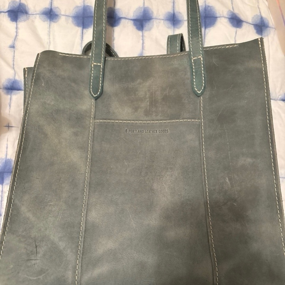 Portland Leather Goods - Lola - Large North/South Aqua zipper tote - Picture 7 of 7